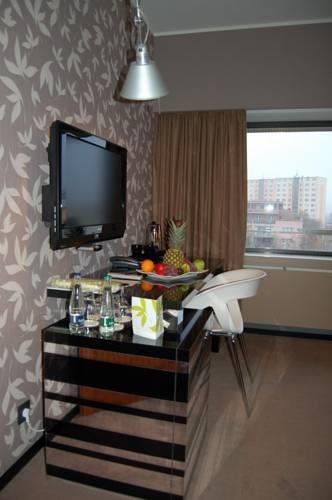Отель Hotel Yasmin Košice