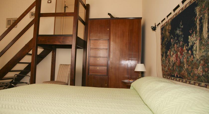 Мини-отель Bed & Breakfast Domus Notari