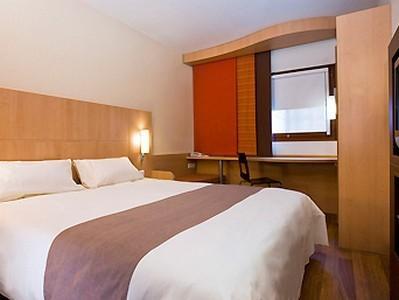 Отель ibis Abbeville