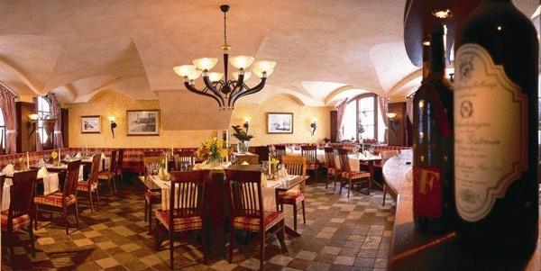 Отель Hotel Madeleine
