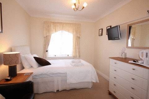 Гостевой дом Gables Guest House