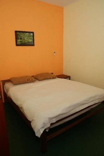 Хостел Miritrail Guesthouse