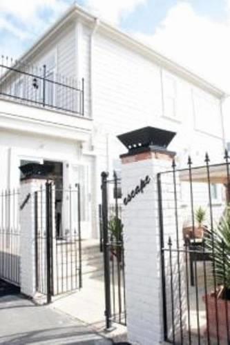 Отель Escape To Picton Boutique Hotel