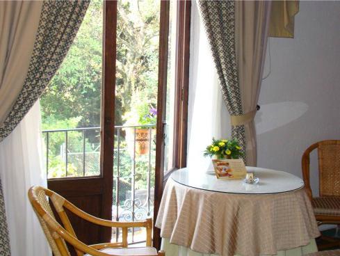 Отель Mansion del Cupatitzio