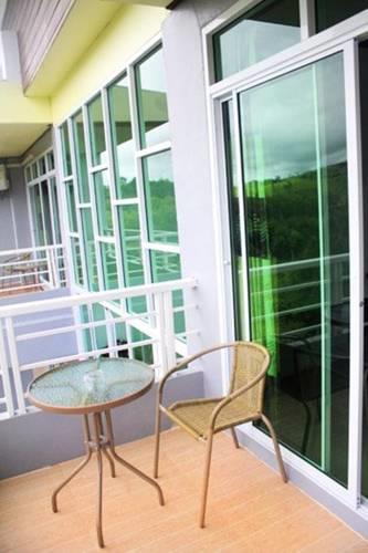 Отель Breeze Hill Khao Kho