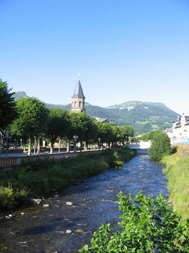 Отель Hotel Au Val Doré