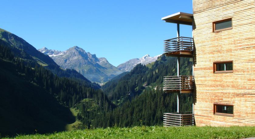 Отель Appartements Lechblick