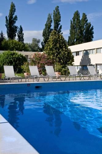 Отель Park Inn by Radisson Orange
