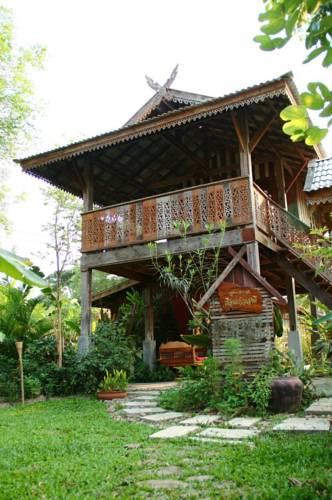 Отель Oey-Chan-Dha-Villa