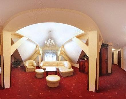 Отель Hotel Alpin