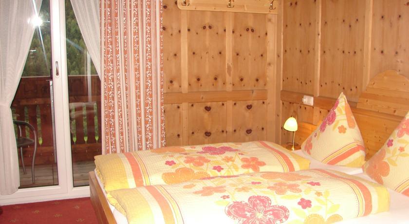 Отель Hotel Vallüla