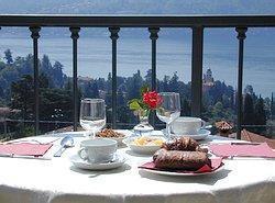 Отель Hotel La Perla