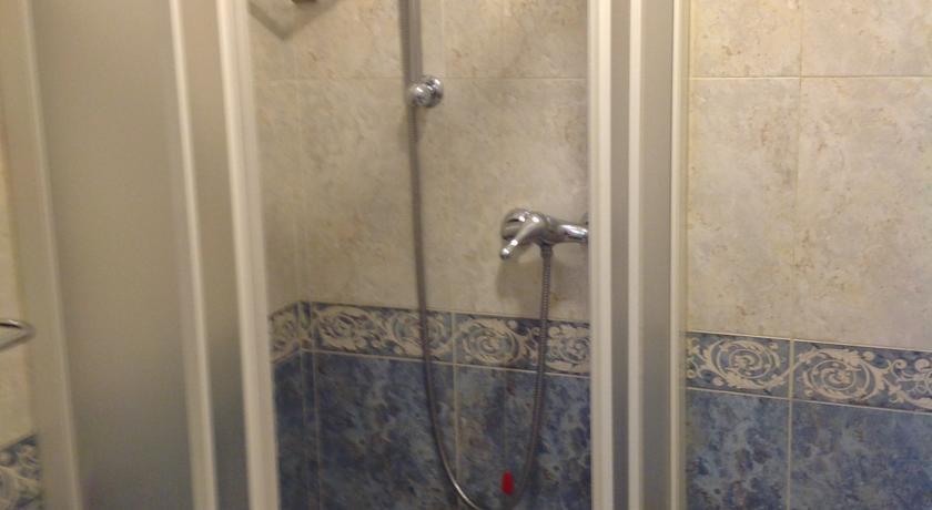 Отель Albergo Degli Amici