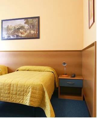 Отель Hotel Victoria