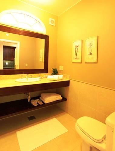 Отель Las Lomas Casa Hotel