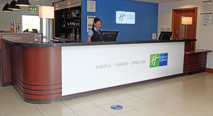 Отель Holiday Inn Express Braintree