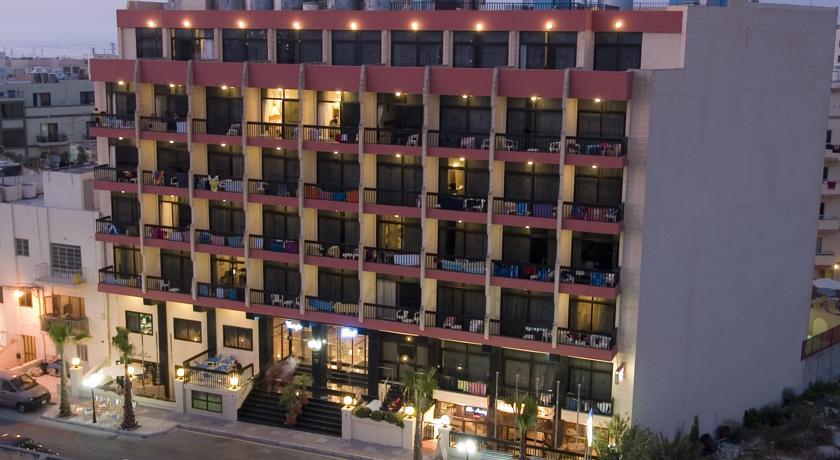 Canifor Hotel