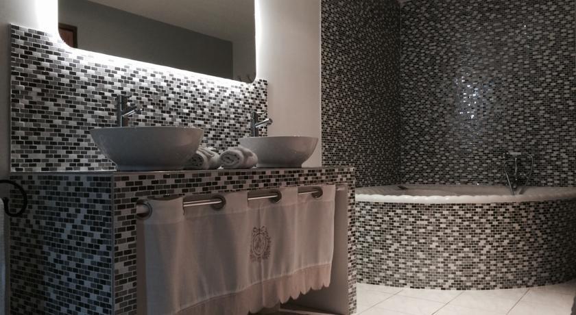 Гостевой дом Les Chambres d'Ovaline