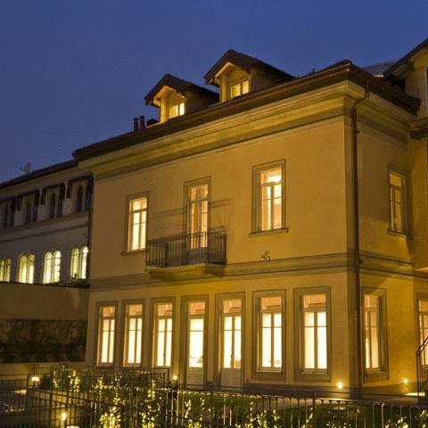Отель Hotel Di Varese
