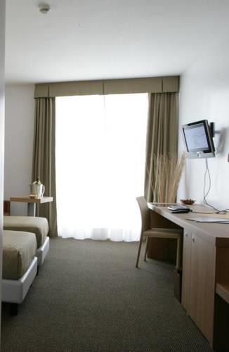 Отель Hotel Sporting