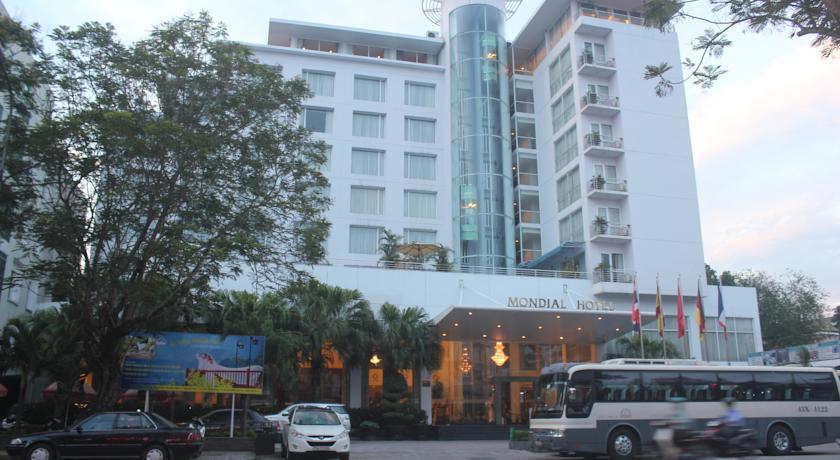 Отель Mondial Hotel Hue