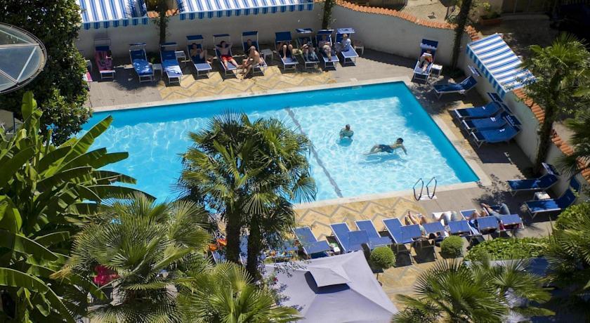 Отель Hotel Astoria