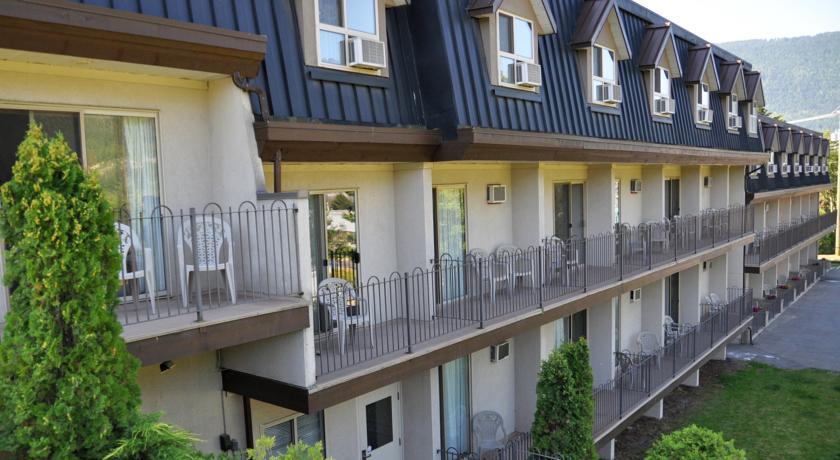 Отель Prestige Inn Nelson