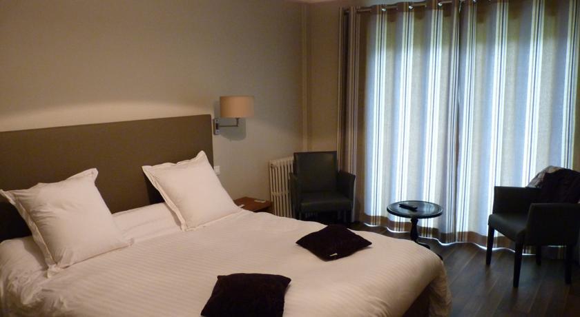 Отель Hostellerie des 7 Molles