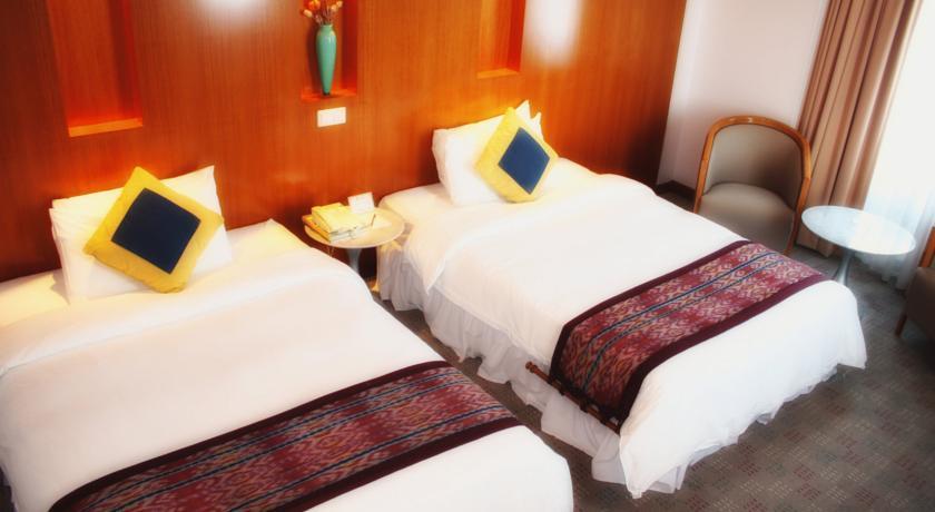 Отель Parkcity Everly Hotel Bintulu
