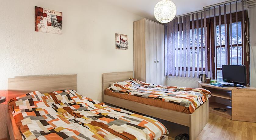 Urban Hostel & Apartments