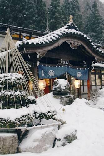 Отель Okuhida Yakushi No Yu Honjin