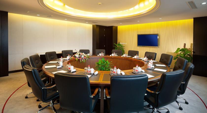 Отель Jinling Hotel Yangzhou