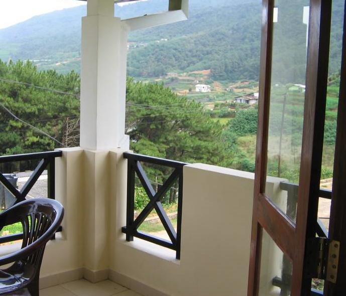 Отель Hill Breeze Nuwara Eliya