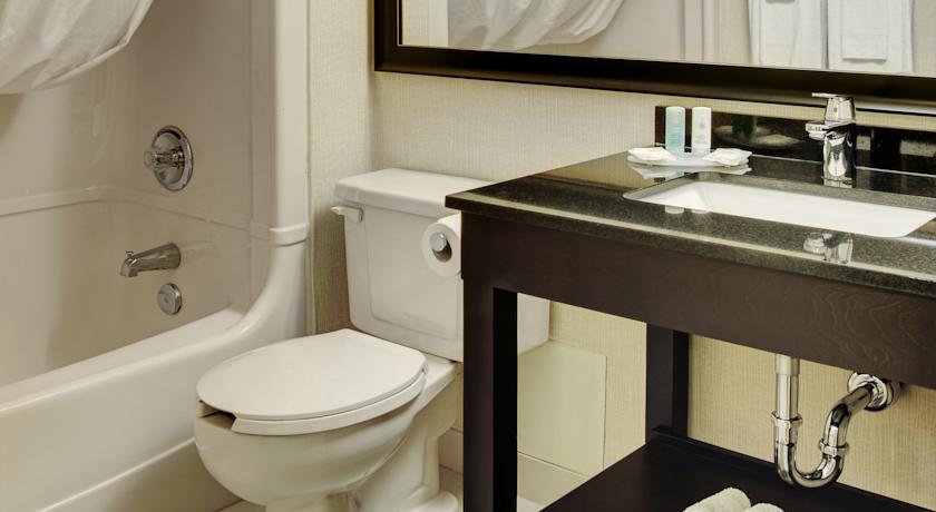 Отель Comfort Inn Sudbury