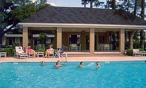 Отель Comfort Suites Merry Acres