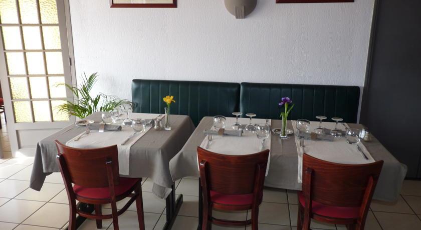 Отель Golf Hotel De Digne Les Bains