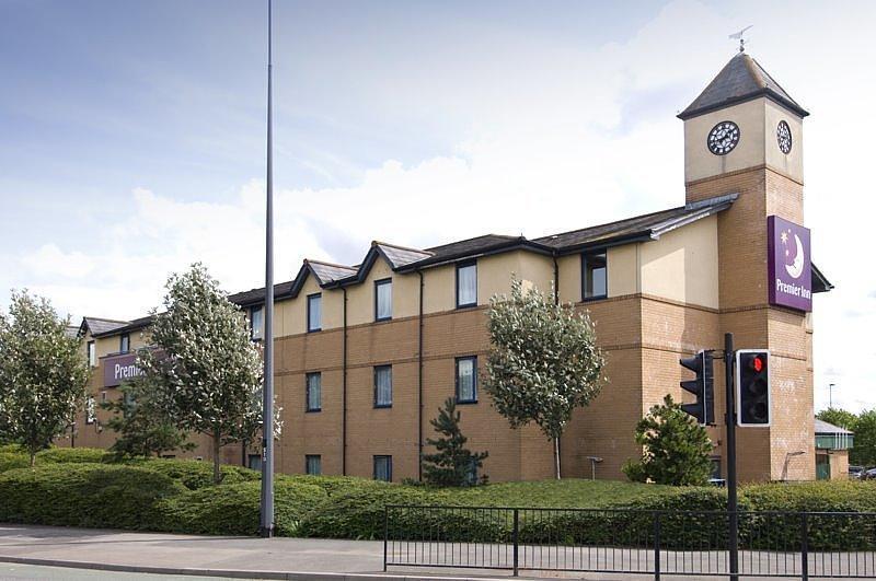 Отель Premier Inn Bristol Filton