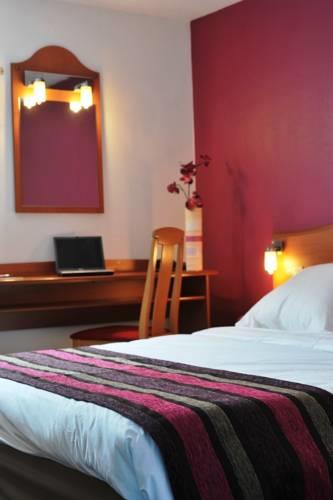 Отель Hotel Balladins Montigny Le Bretonneux Confort