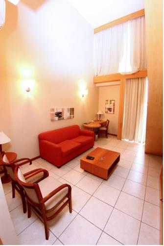 Отель Quality Hotel Niteroi