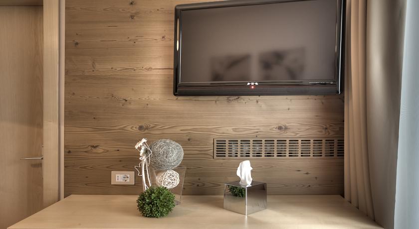 Отель Hotel Laurin Small & Charming
