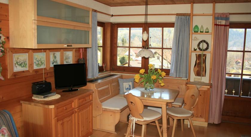 Апартаменты Ferienwohnung & Häuschen Hummelbrunner