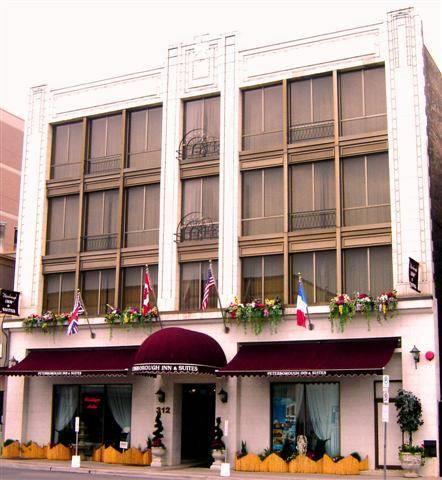 Отель Peterborough Inn & Suites Hotel