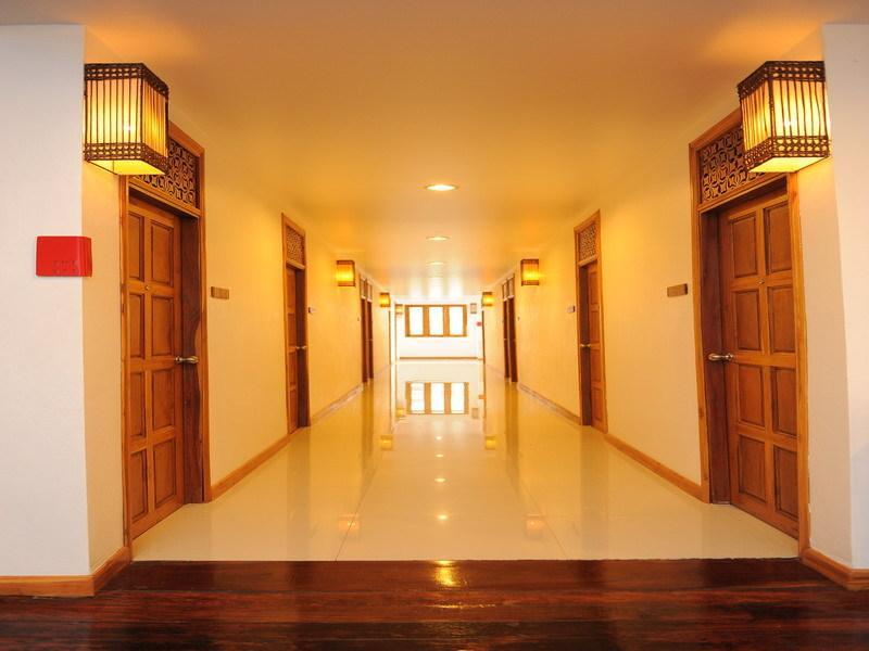 Отель Sukkasem Hotel