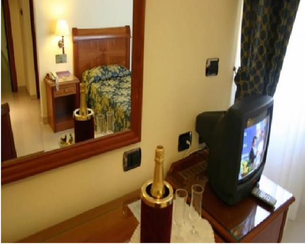 Отель Hotel Centro Di Spiritualità Padre Pio