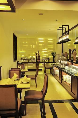 Отель Essence Hanoi Hotel