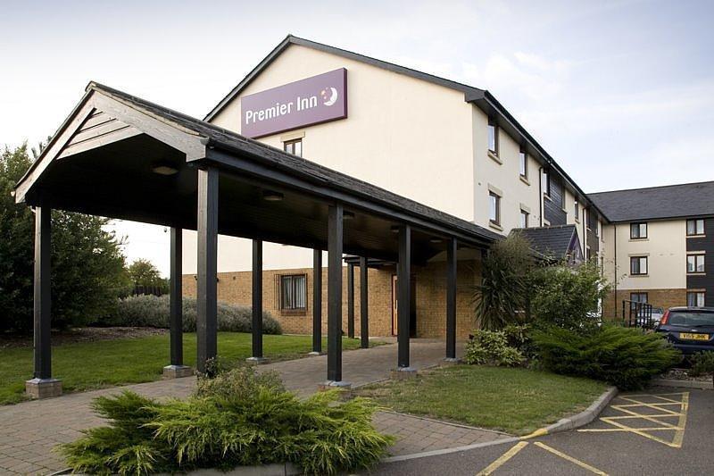 Отель Premier Inn Chelmsford (Boreham)