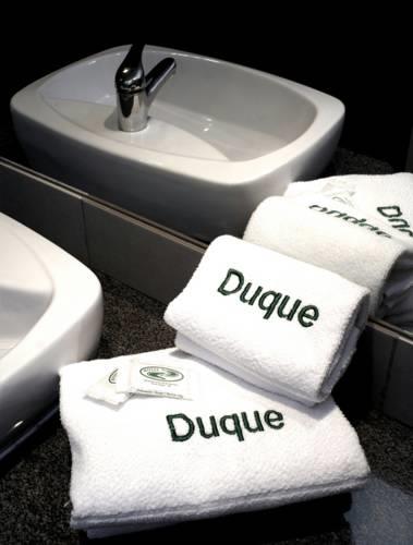 Отель Duque Center Hotel