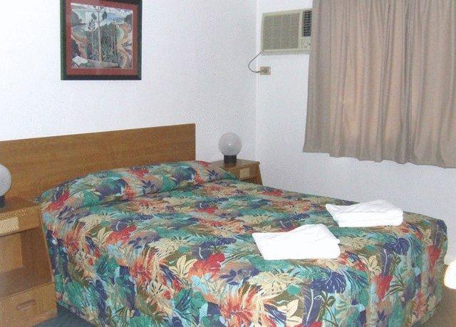 Отель Toreador Motel