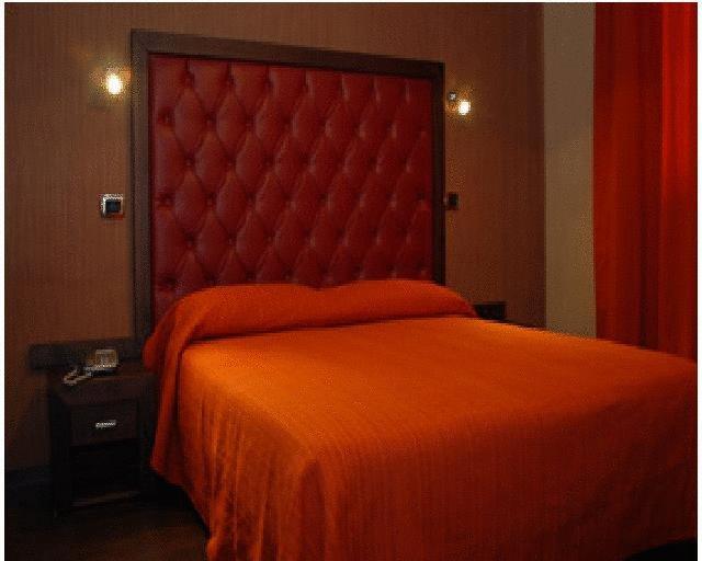 Отель Hotel Fontana Del Re