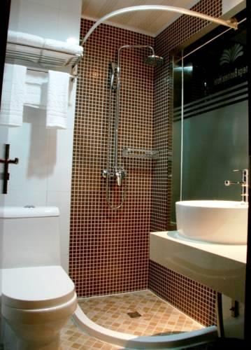 Отель Omeiga Business Hotel